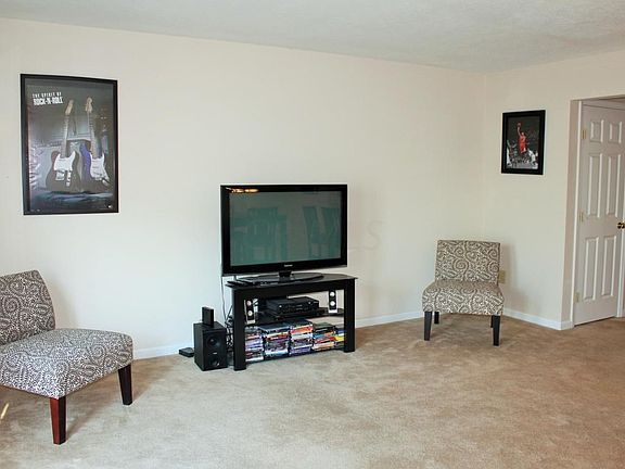 4th image of 6315 Lakeview Dr W