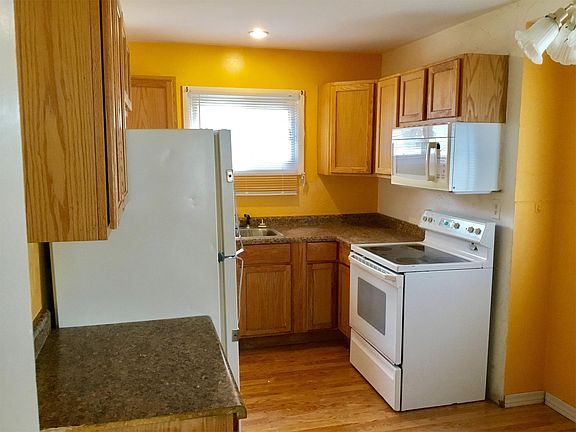 4th image of 1117 Canterbury Dr