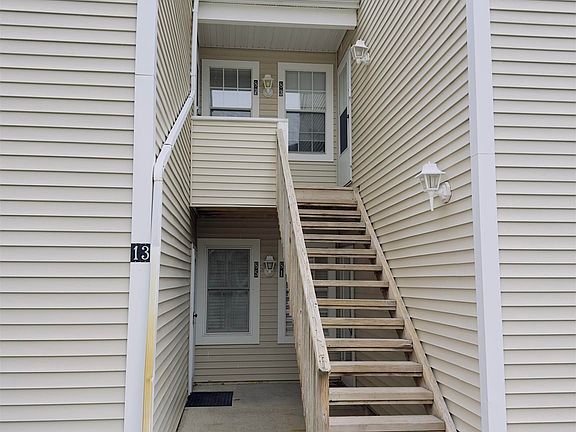 2nd image of 87 Driftwood Ct #13
