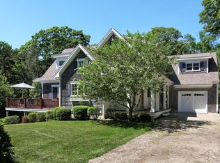32 Hidden Village Rd, Falmouth, MA 02540