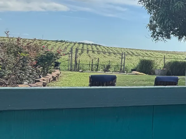 360 Pililoko St #1, Paia, HI 96779