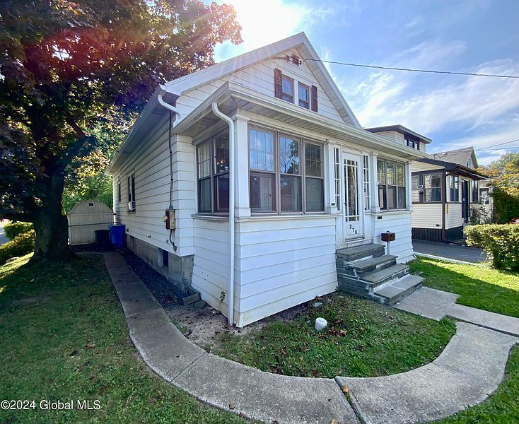 2nd image of 278 McCarty Avenue