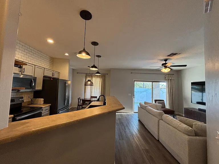 948 E Savannah Dr — Photo 19