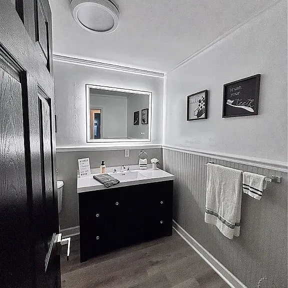 90 Brent Dr — Photo 17