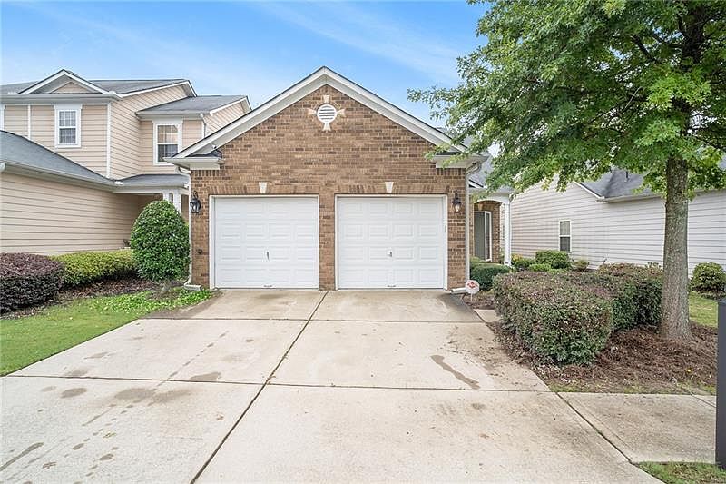 1st image of 2423 Black Forest Dr