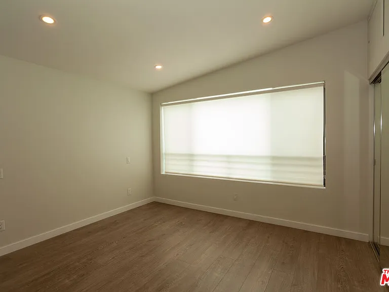 3015 Ocean Ave — Photo 14