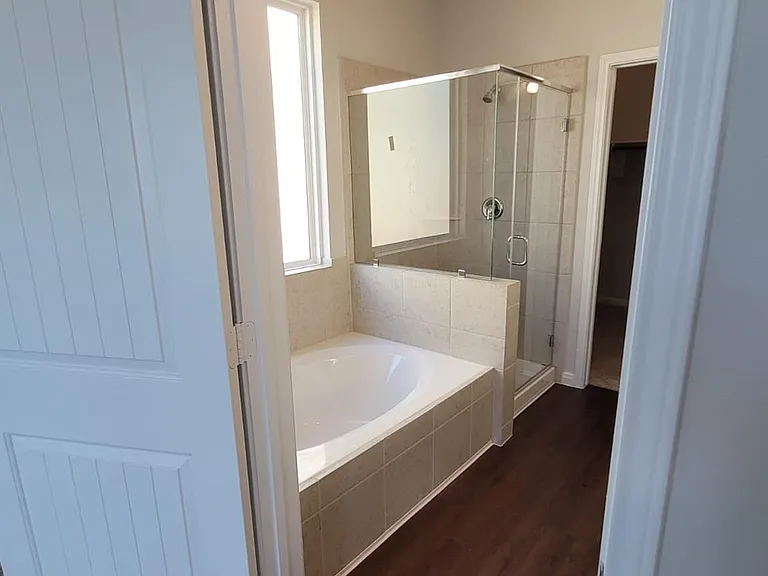 4325 McGregor Bluff Ln — Photo 13