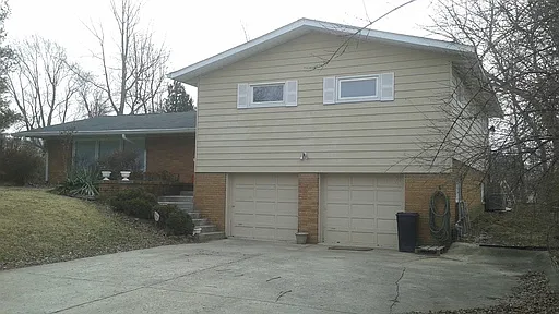 4709 Dickson Rd photo 1