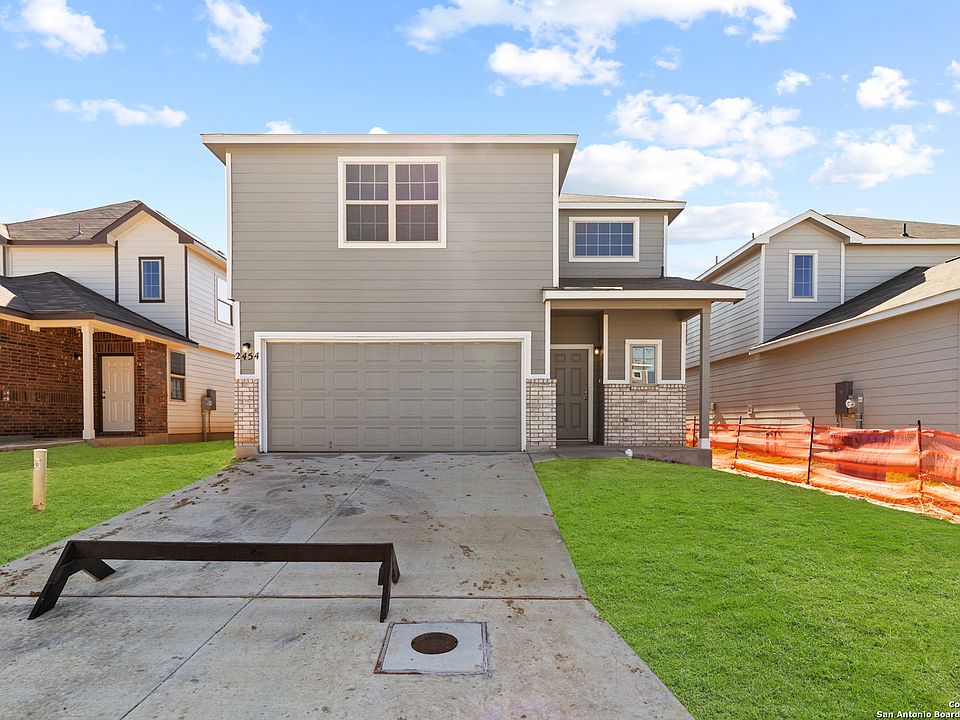 1st image of 2454 Dry Moss Way