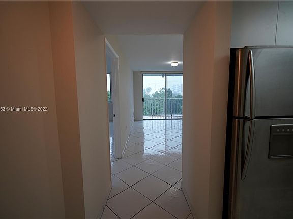 5th image of 1010 NW 11th St APT 609
