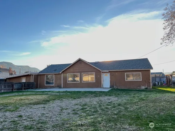 11 Hanna Avenue, Rock Island, WA 98850