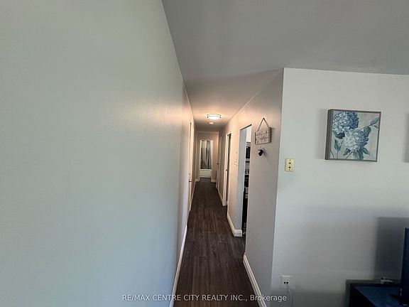 4th image of 1825 Whitney St #105