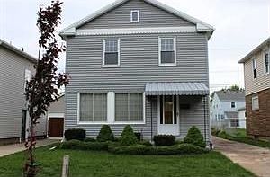 1st image of 113 Mayville Ave
