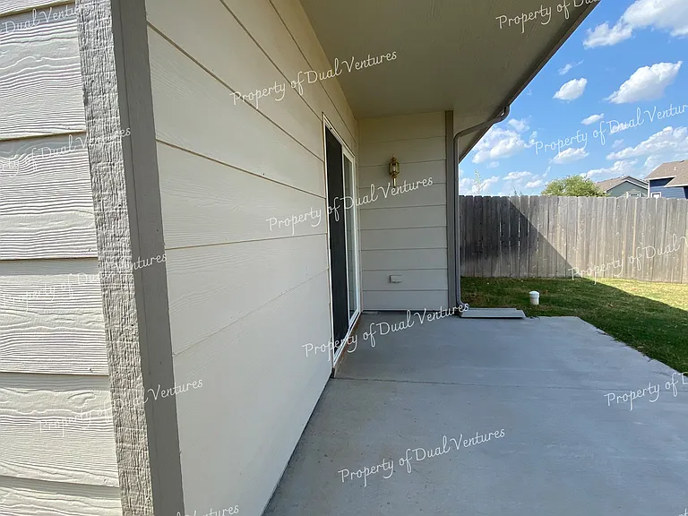8145 E 34th Ct S — Photo 12