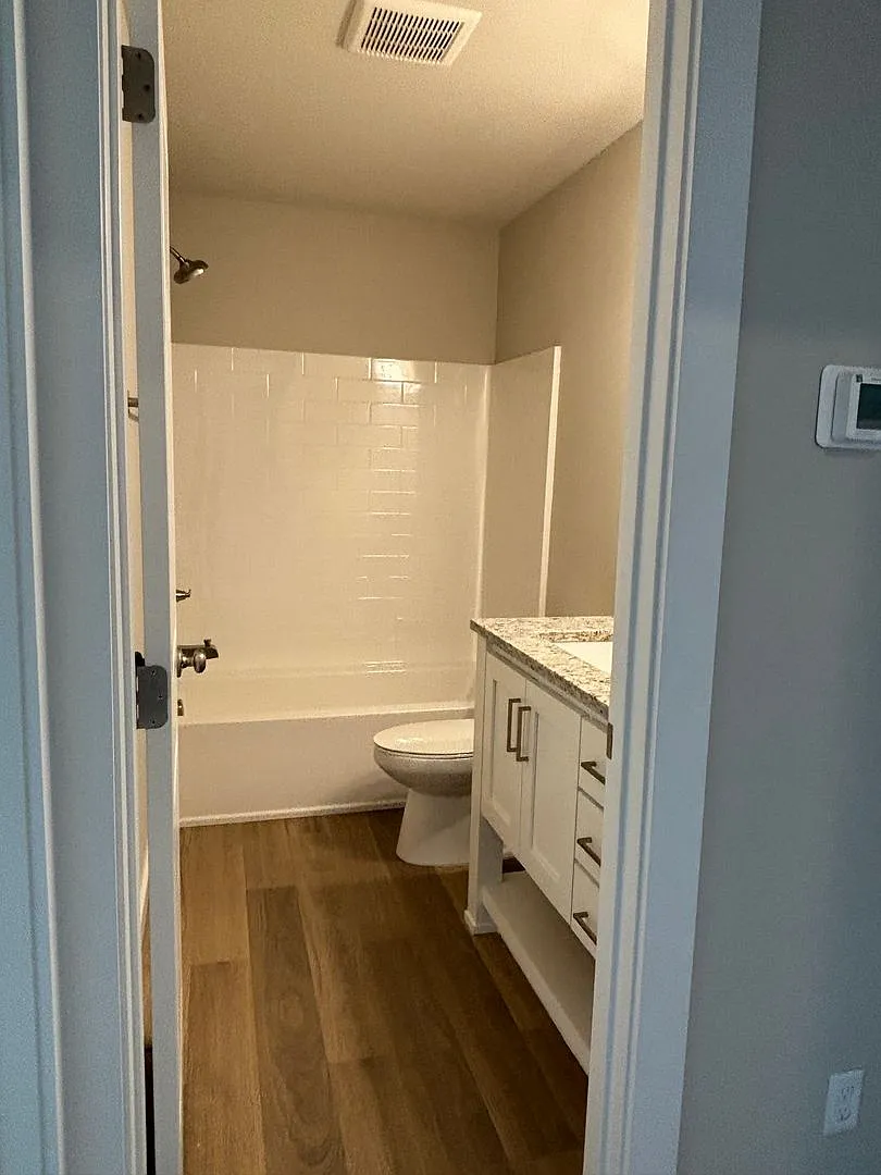 Brand New Duplex! — Photo 4