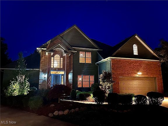 3rd image of 21778 Gatehouse Ln