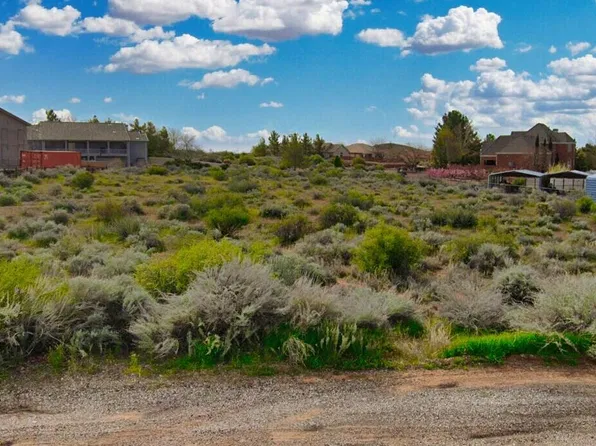 1571 N Winchester Dr, Saint George, UT 84770