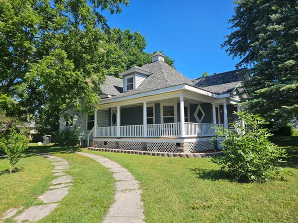 503 McNatt Ave, Aurora, MO 65605