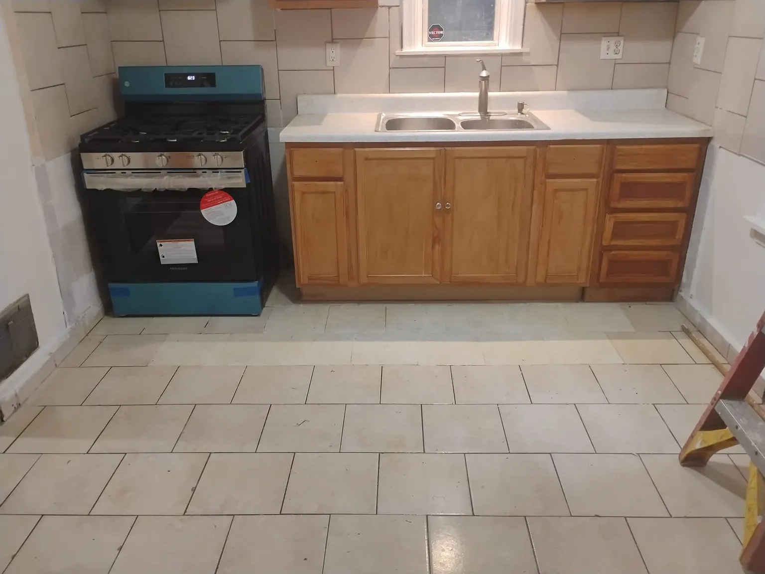 3 bed, $1,350 — Photo 3