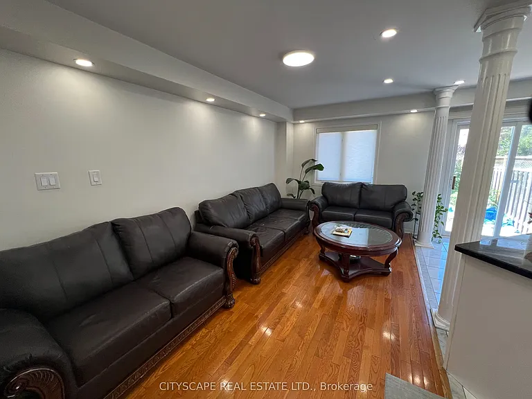 637 Dolly Bird Ln — Photo 6
