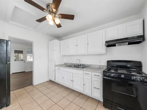 8331 Garland St, Houston, TX 77017