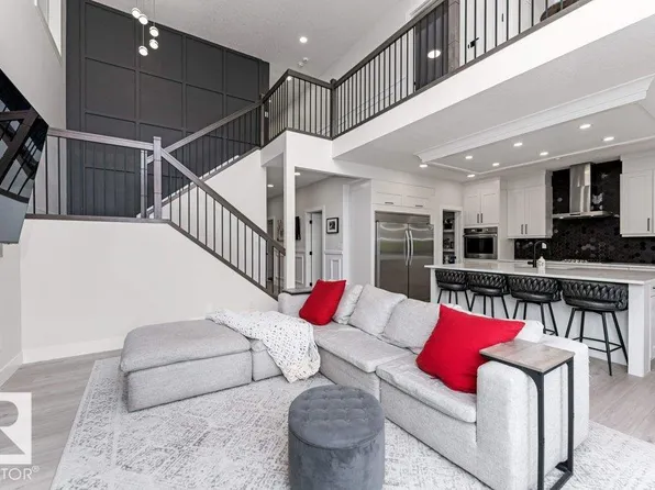 1390 Enright Lndg NW, Edmonton, AB T6M 0Z1