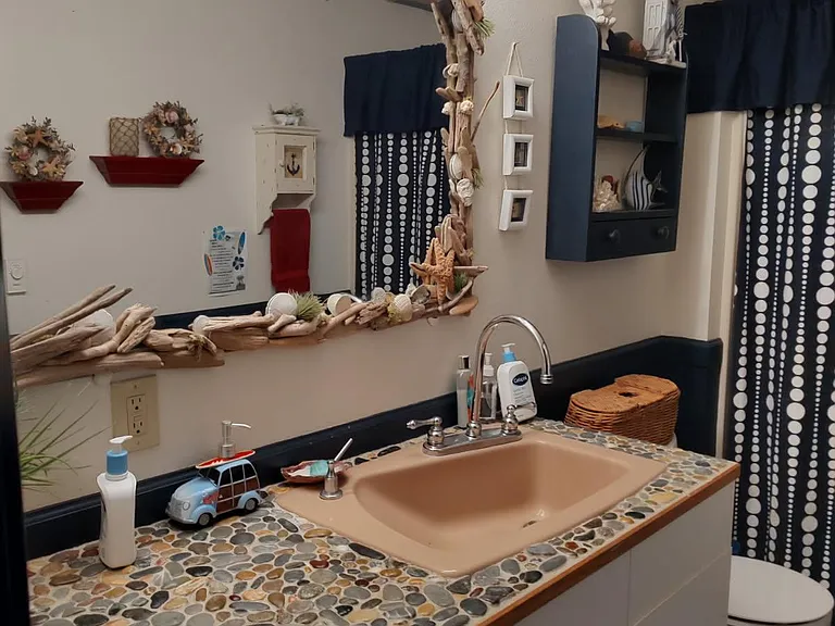 Downstairs Bathroom