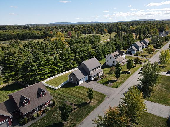 2nd image of 99 Rolling Meadow Drive
