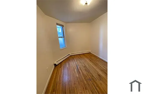 121 Elm St #3L Photo 1