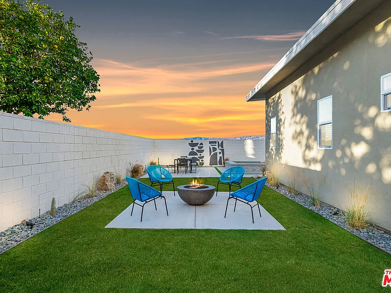 1605 3/4 Candela Ct — Photo 21