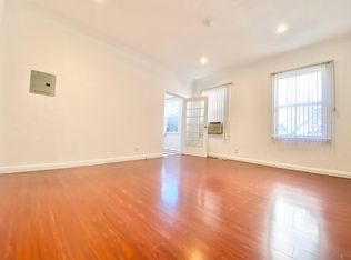 229 S Tower Dr #1E, Beverly Hills, CA 90211