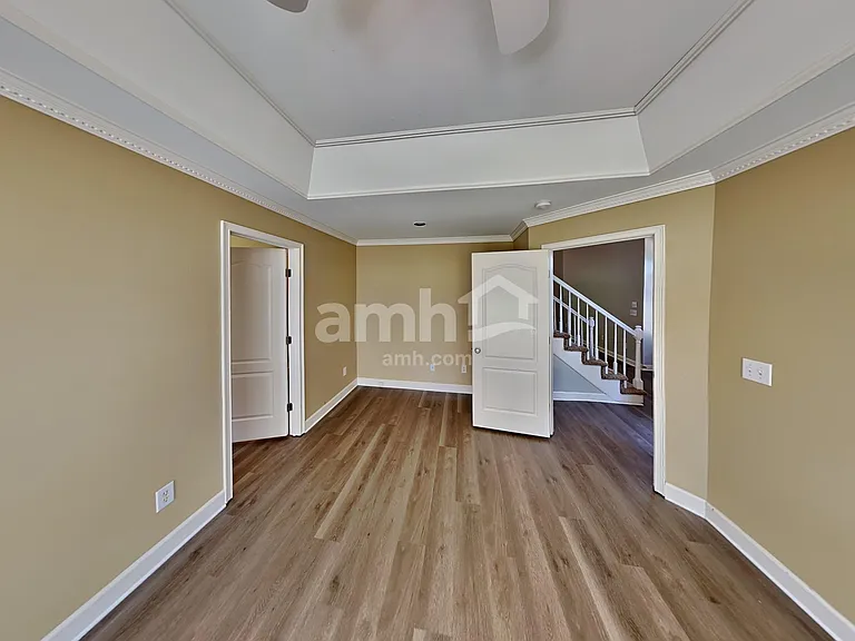 1423 Shoreside Dr — Photo 8