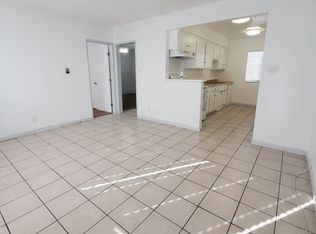 $1,950- Beautiful, Spacious 2 Bedroom 1 Bath in Long Beach - Parking Garage available!, Long Beach, CA 90813