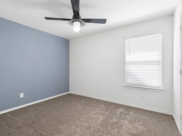 11236 Westpond Dr — Photo 23