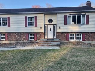 8 Blossom Ln, Brewster, NY 10509