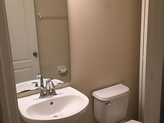 4th image of 5410 Fieldstone Dr