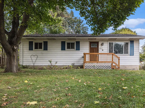 1027 Parkwood Ave, Ypsilanti, MI 48198