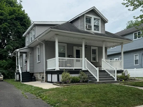 230 Spruce St, Audubon, NJ 08106