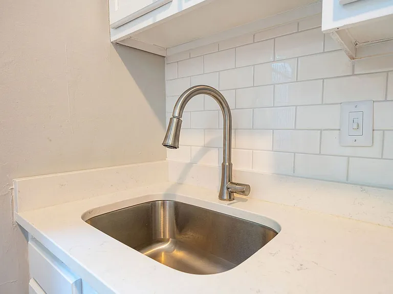 247 W 3rd Ave — Photo 11