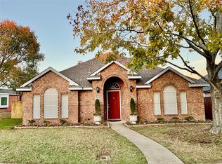 1373 Edmonton Dr, Lewisville, TX 75077