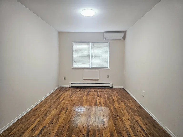 41-43 Little Neck Pkwy #1 — Photo 5