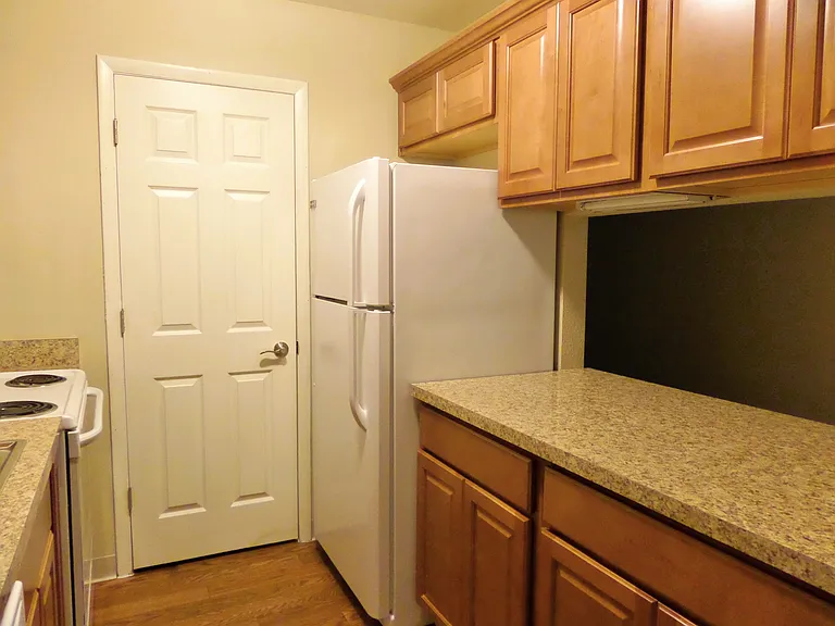 Fieldstone Apartments — Photo 26