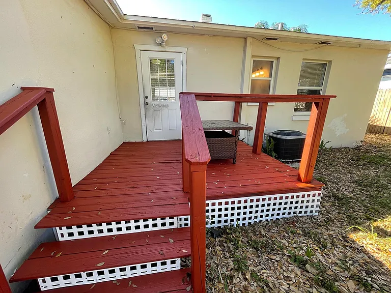 rear deck off the dining area