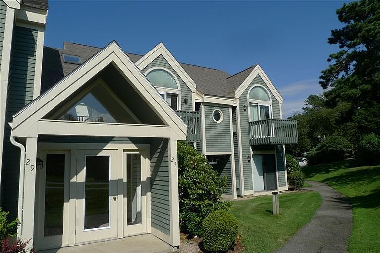 1st image of 27 Endicott Lane #27