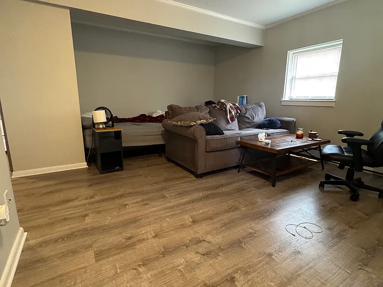 21 Walnut St #1 — Photo 5