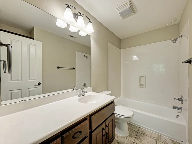 Windermere Townhomes — Photo 12