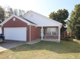 136 Yorkshire Dr, Lawrenceburg, KY 40342