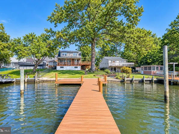 346 Sassafras Rd, Baltimore, MD 21221