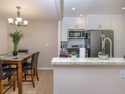 8163 Redlands St APT 7, Playa Del Rey, CA, 90293