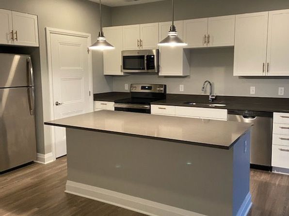 204 Sears St APT 413